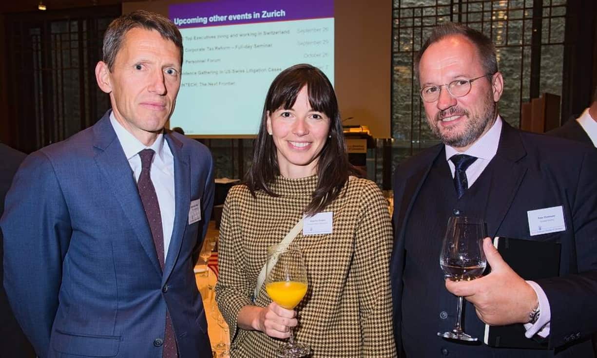 Martin Meier-Pfister, IRF Communications;
Angelika Gruber, Thomson Reuters Markets SA;
Peter Dietlmaier, Vontobel Holding