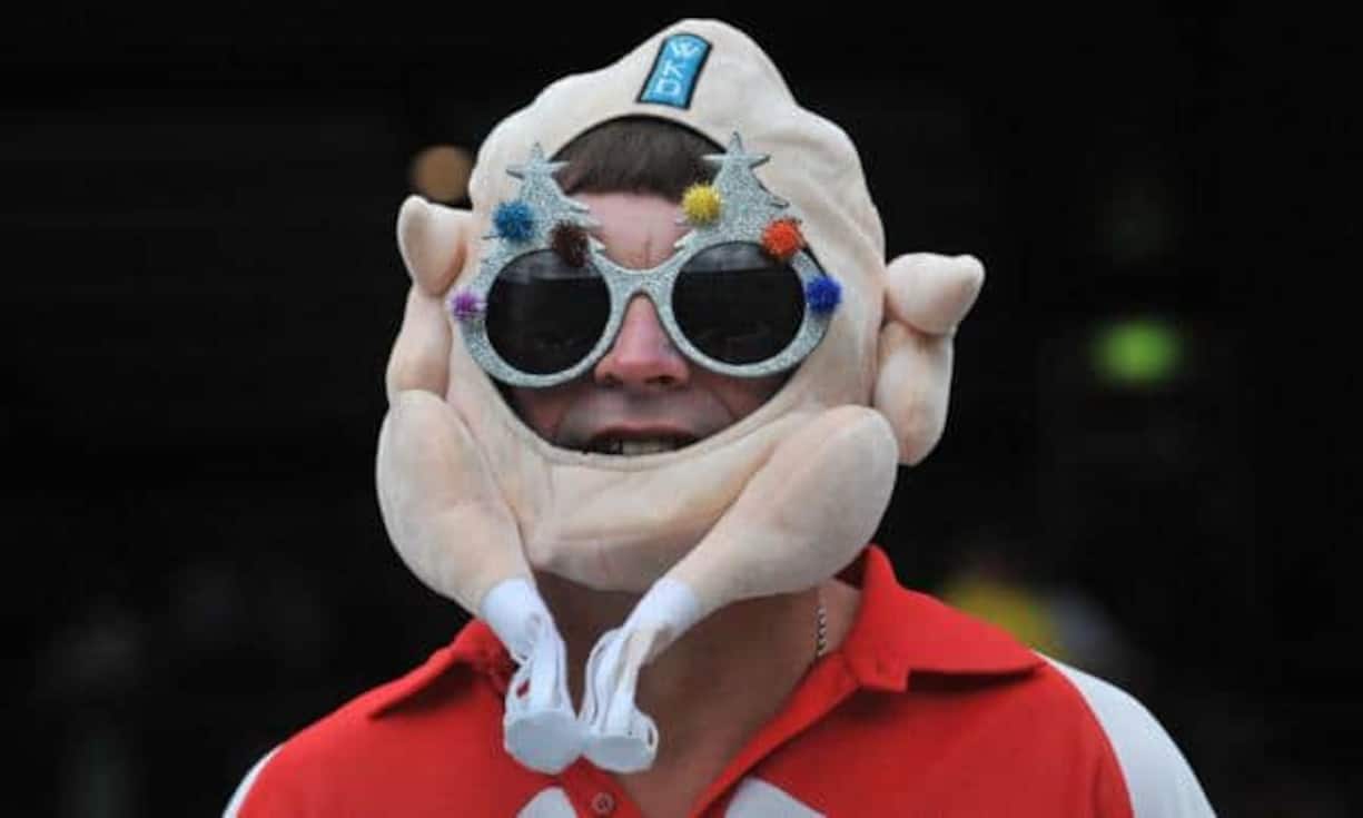 Platz 7: Der Protein-Junkie: Dazu zählen Anhänger der Paleo- oder Low-Carb-Diät. Bei ihm stehen in erster Linie Fleisch, Milch- und Molkeprodukte und Eier auf dem Speiseplan. Der Protein-Junkie verursacht pro Jahr umgerechnet 2'350 Kilo CO2, was 11'700 Autokilometern entspricht. Keystone