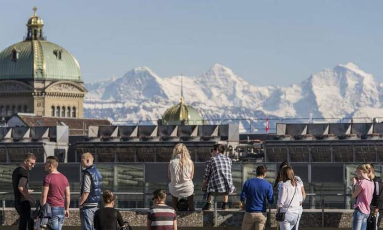 Auch der Hauptstadtkanton Bern liegt im Mittelfeld. Dafür haben die Berner am wenigsten Angst vor einem Börsencrash. Dies würde hier auch nur die wenigsten direkt betreffen.