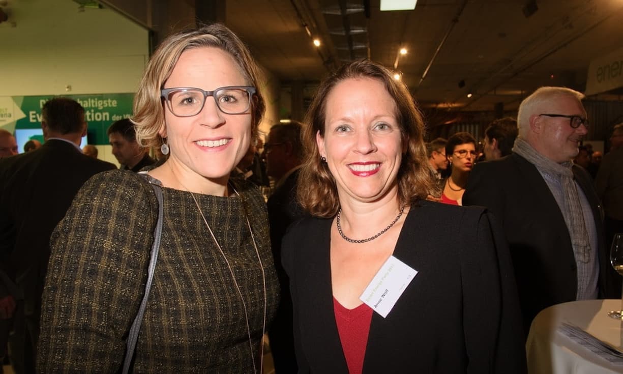 Nadja Lang, Die Post;
Anne Wolf, Die Post