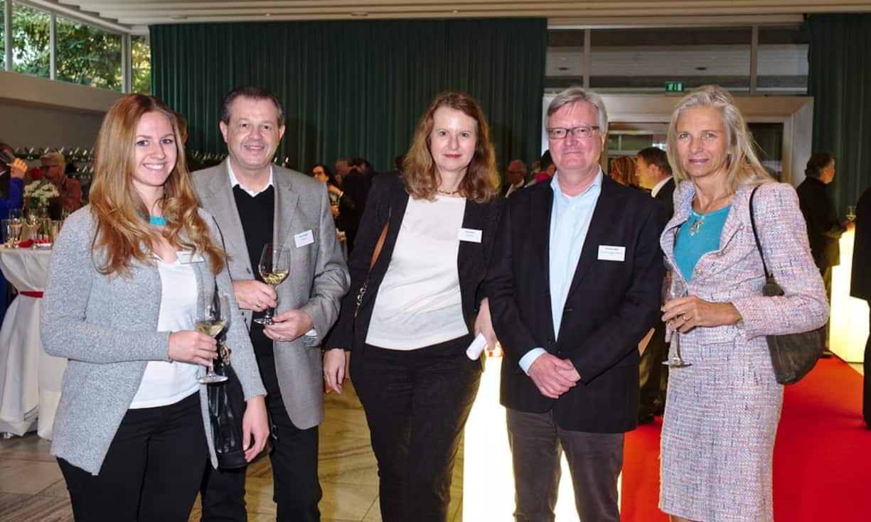 Corina Carabelli;
Aldo Carabelli, Publicitas AG;M
Sivila Finke, Credit Suisse;
Christian Merk, Zürich Versicherungs-Gesellschaft AG;
Andrea Schaller, realpa AG