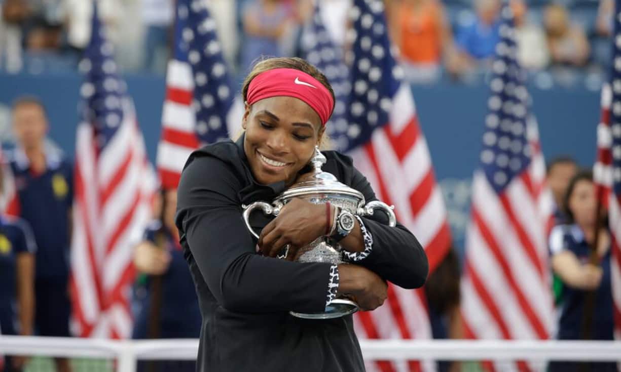 Favoritin bei den Frauen ist Serena Williams. Bisher gewann sie in New York sechsmal. Mit einem Sieg bei den diesjährigen US Open könnte die Gewinnerin von 2014 alleinige Rekordsiegerin werden und gleichzeitig den Kalender-Slam komplettieren. Zuletzt gelang das 1988...