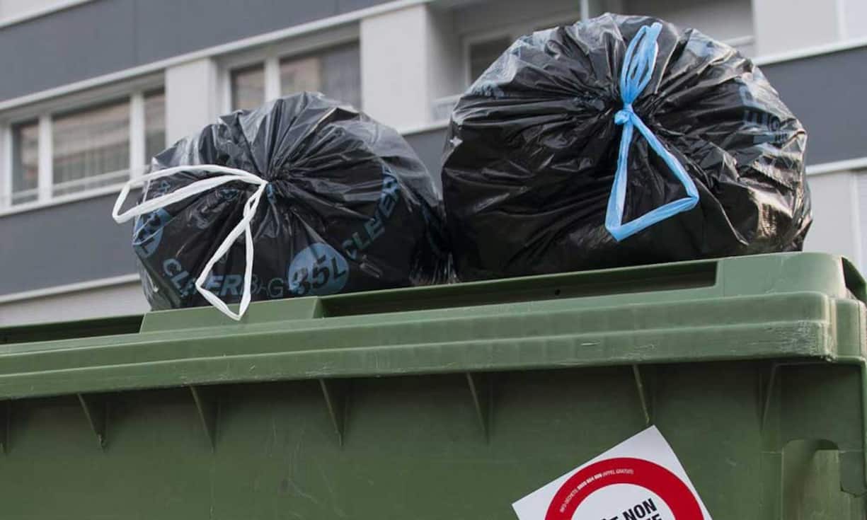 Hartnäckig halten sich falsche Vorstellungen, wenn es um Abfall, Entsorgung und Recycling geht. Wir räumen mit den hartnäckigsten Mythen rund um Abfallentsorgung auf.