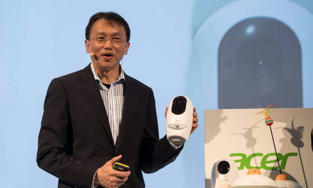 Acer stellt gleich mehrere Neuigkeiten vor. Am meisten Spannung für Konsumenten verspricht wohl das dünnste Notebook der Welt.