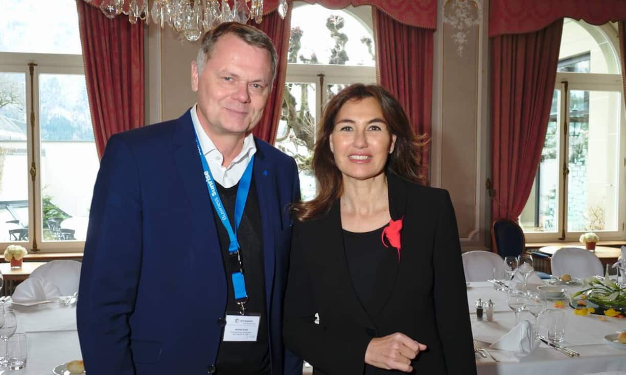 Andreas Krebs, Vorsitzender des Aufsichtsrates, Merz GmbH & Co KgaA;
Nicole Brandes, Inhaberin, Brandes Management AG