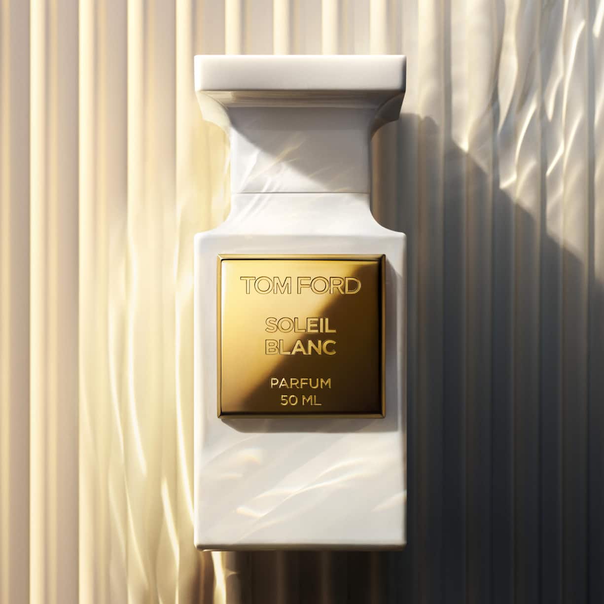 Tom Ford Beauty_TFB_FY26_DIGITAL_CROP_SOLEIL_BLANC_PARFUM_50ML_PRODUCT_KV_2000x2000.jpg