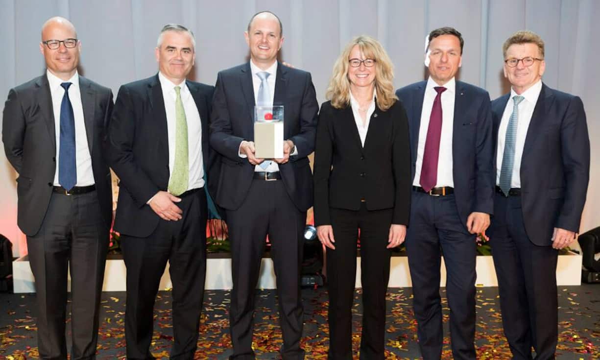 Didier Denat, Head Corporate & Investment Banking Credit Suisse Schweiz AG; Thomas Gottstein, CEO Credit Suisse Schweiz AG; Daniel Heiniger, CEO Heiniger AG; Petra Joerg, CEO Rochester-Bern Executive Programs; Andreas Gerber, Managing Director Credit Suisse; Hans-Ulrich Müller, SVC Präsident