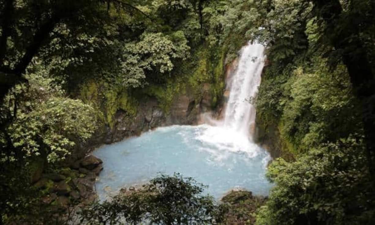 Mit Costa Rica belegt ein Musterschwellenland Platz 8. Tropische Wirbelstürme, Vulkanismus und Erdbeben gehören zu den zahlreichen Herausforderungen für die dortigen Behörden.