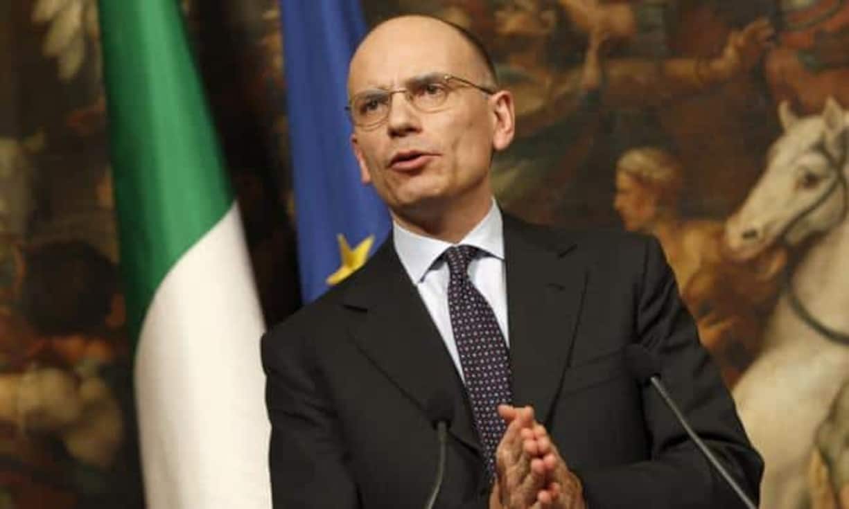 Enrico Letta ist Renzis Vorgänger und wurde 2014 nicht abgewählt, sondern praktisch durch eben jenen Renzi verdrängt. Der 50-jährige Letta hat in den Hauptstädten Europas einen guten Ruf und gilt als erfahren. Er könnte sich bei Renzi revanchieren wollen. Es ist aber sehr fraglich, ob eine so polarisierende Figur zum Kopf einer Übergangsregierung gemacht wird.