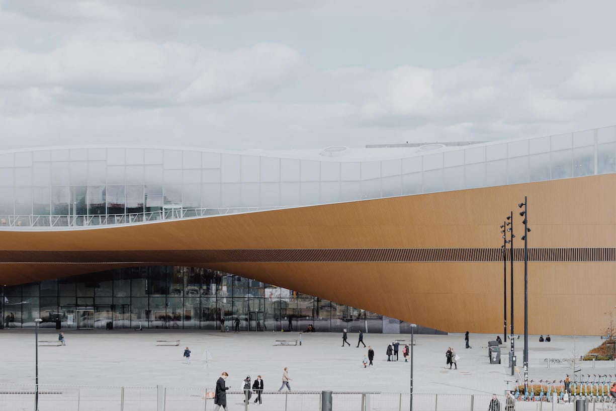 Oodi (Helsinki Central Library Oodi)-TM-2022-SUITCASE-Helsinki-3.jpg