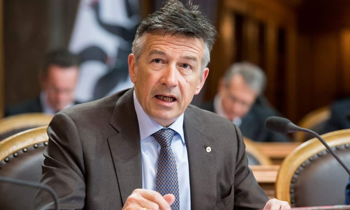 Die Verbündeten:Der Bau des Resorts auf dem Bürgenstock brachte Schöpfer mit zahlreichen Köpfen in Kontakt. Allen voran FDP-Ständerat Hans Wicki, der bis 2016 als Regierungsrat über die Bautätigkeit im Kanton Nidwalden wachte.Keystone