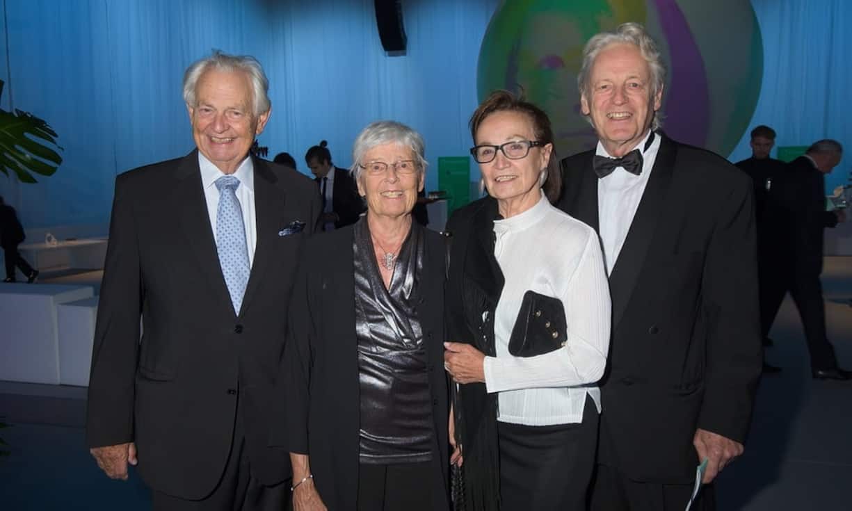 Franz Kurzmeyer, ehemaliger Stadtpräsident, Luzern;
Annemarie Kurzmeyer;
Heidi Mattes;
Thomas Held, Soziologe, Manager & Publizist