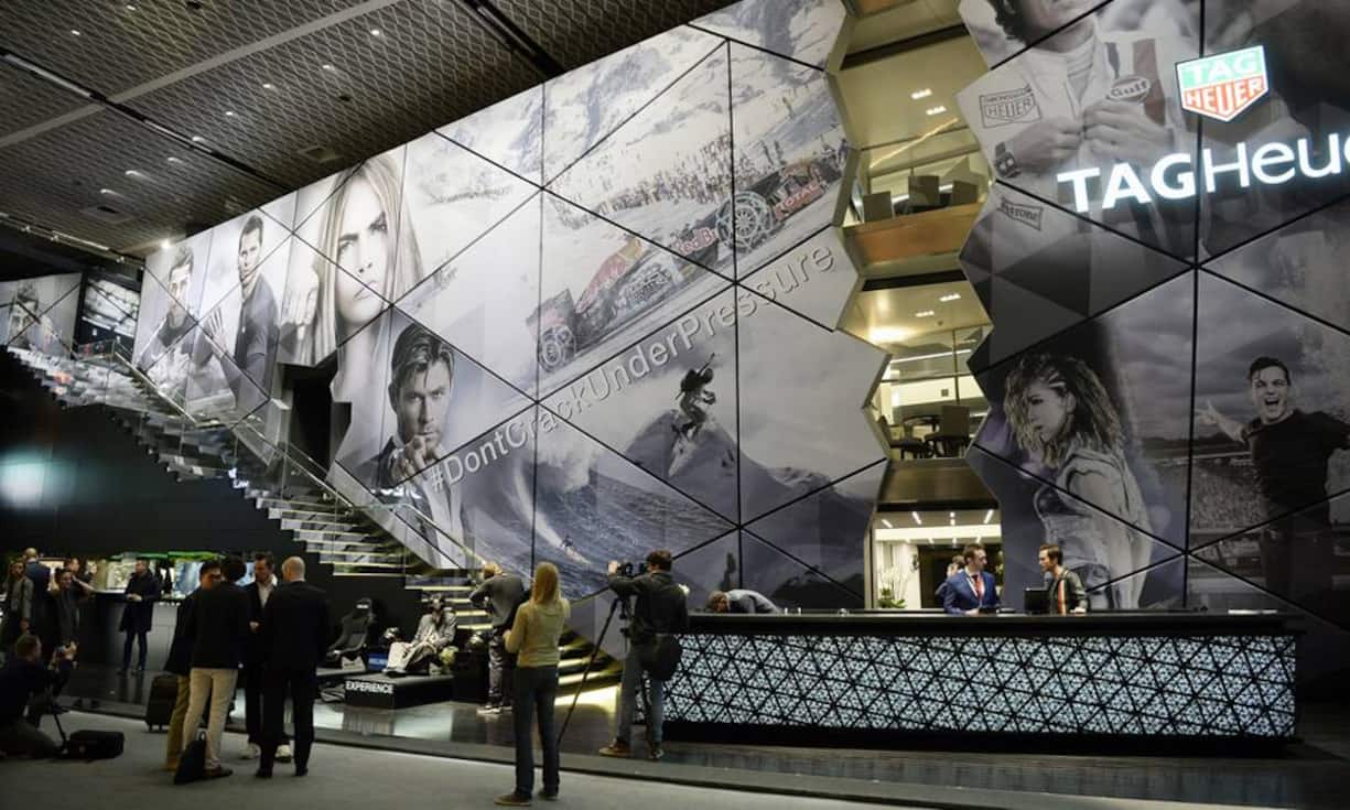 Der gewaltige TAG-Heuer-Stand in der prestigeträchtigen Halle 1 unterstreicht sowohl die Bedeutung der Messe als auch die der Marke. Bilder: Baselworld, Keystone, Gabriel Knupfer/HZ