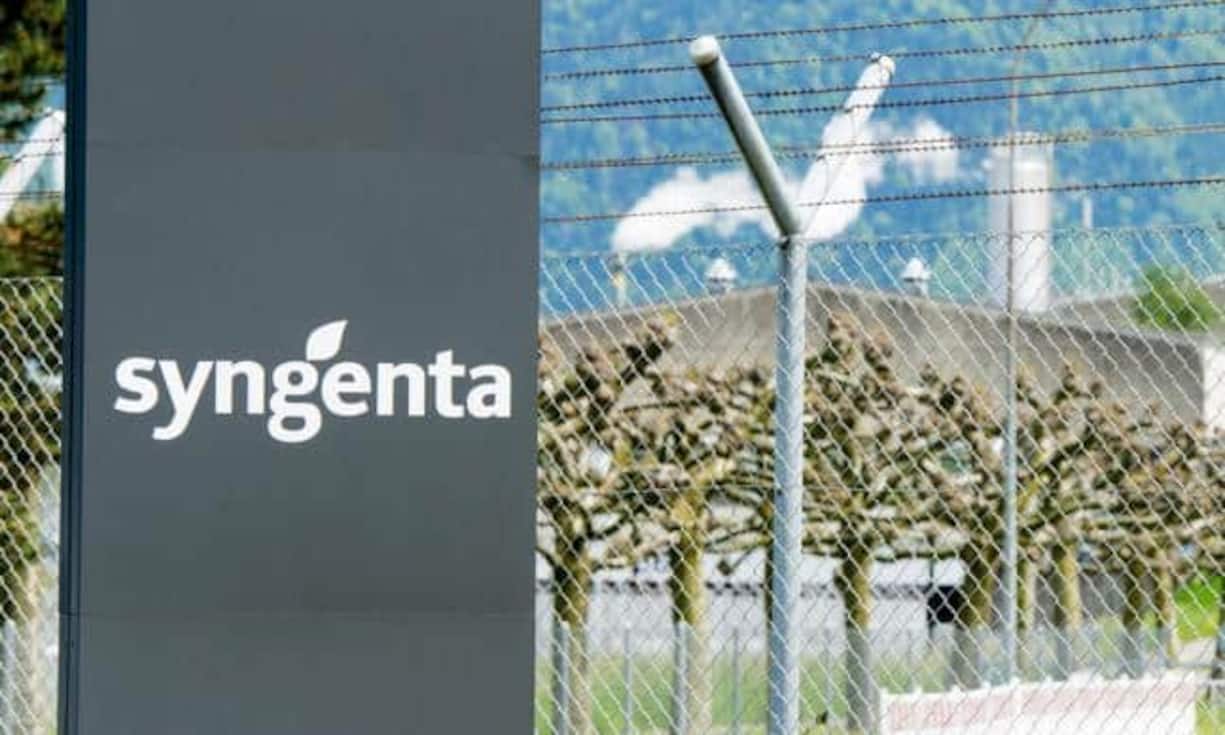 Syngenta: Das Basler Agrochemie-Unternehmen ist mit etwa 412 Franken nur wenig von seinem Höchstkurs von Ende Mai (430 Franken) entfernt und steigt wieder. Stand die Aktie im Januar noch bei um die 300 Franken, klettert sie seit Mai deutlich, zum Jahresbeginn um 28 Prozent. Mit Unterbrüchen geht es seit 2001 stets nach oben.