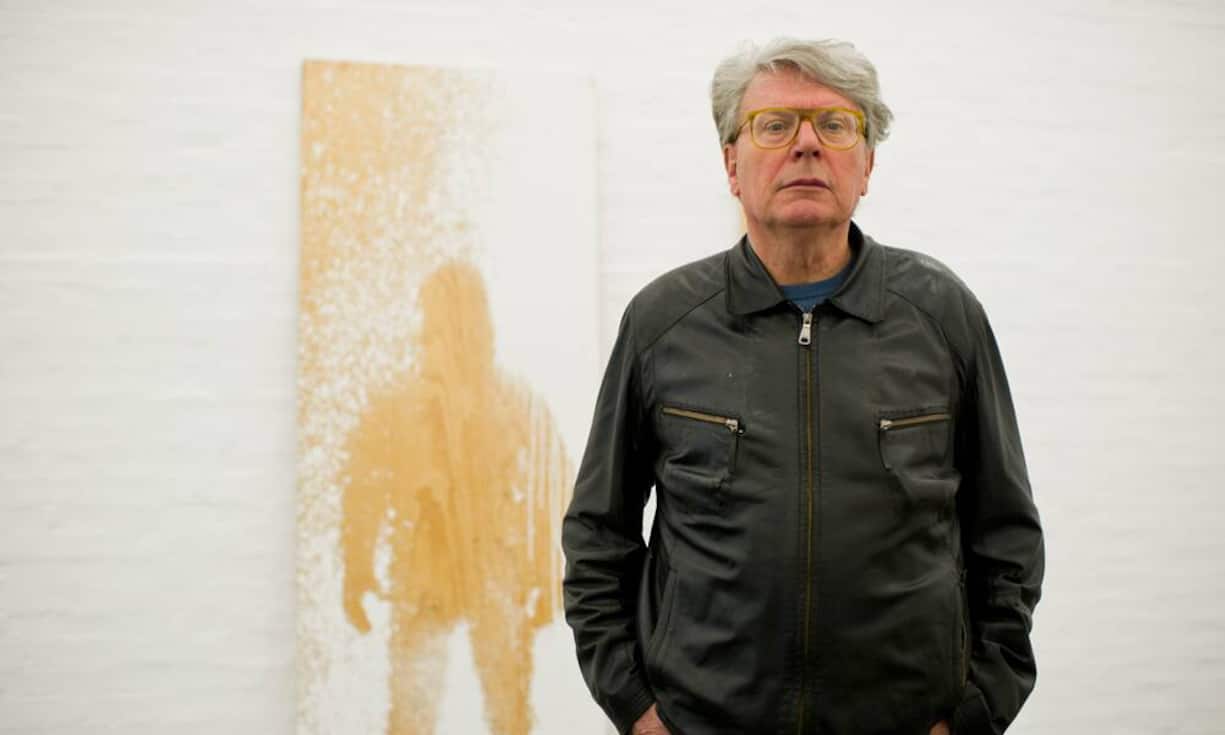 Platz 1: Roman SignerWie vergangenes Jahr figuriert der 78-jährige Meister poetischer Sprengkunst auf dem ersten Platz. Sein Erfolg wurde durch wichtige Museumsausstellungen in der Barbican Art Gallery in London und im Dundee Contemporary Arts Centre in Schottland gefestigt. Preisspanne: 3000 - 250'000 FrankenBilder: Keystone