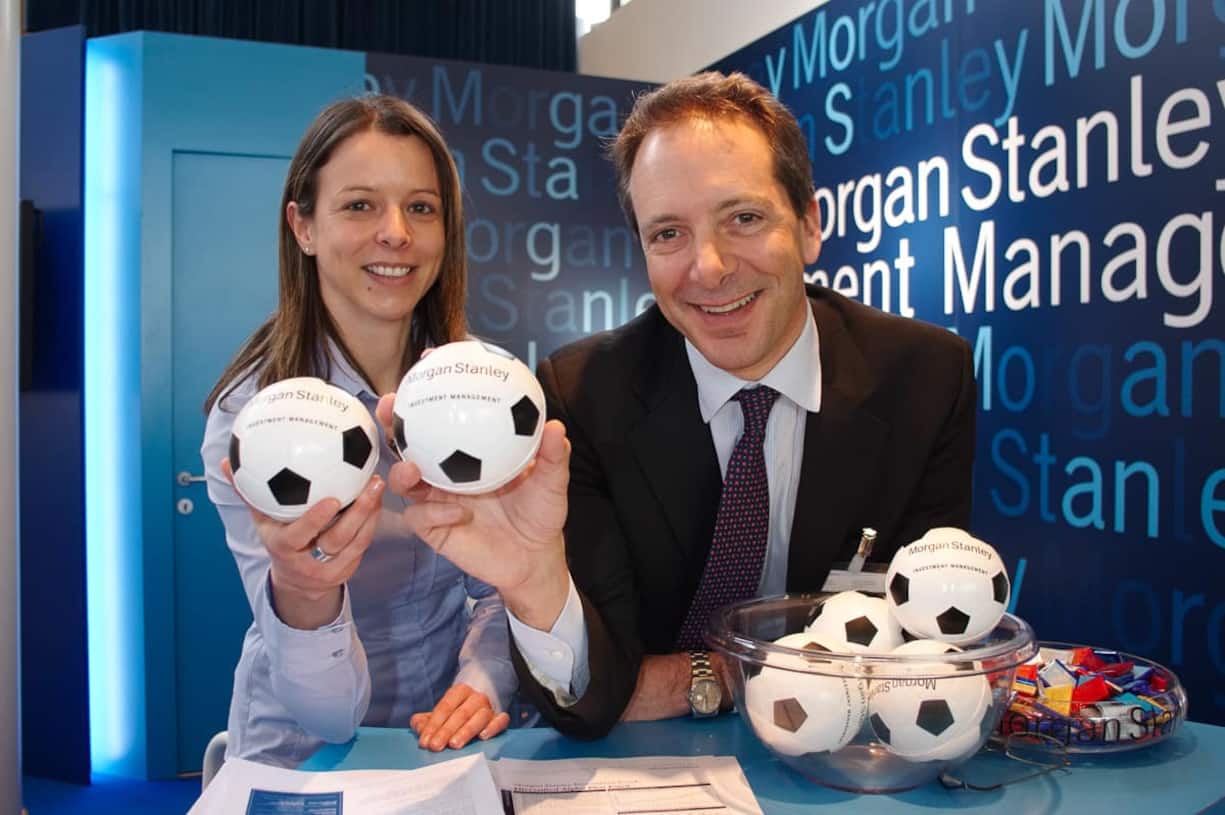 Fussball und Banking: Judith Mitterlechner, Sales Representative, Morgan Stanley; Nicolò Piotti, Managing Director, Investment Management, Morgan Stanley