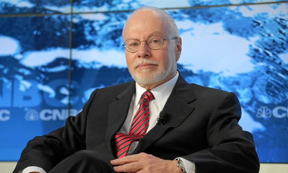 Die Gegner:«Geld ist ihm nicht so wichtig», sagen Vertraute über Clozel. Unabhängigkeit dagegen umso mehr. 2011 geriet der Actelion-Gründer deswegen heftig mit dem US-Investor Paul Singer aneinander. Der war mit seinem Hedge Fund Elliott Management mit gut fünf Prozent bei Actelion eingestiegen. Das Ziel: Das Unternehmen sollte die Strategie ändern und sich als Übernahmeziel andienen. Dazu wollte Singer den Verwaltungsrat neu besetzen lassen...