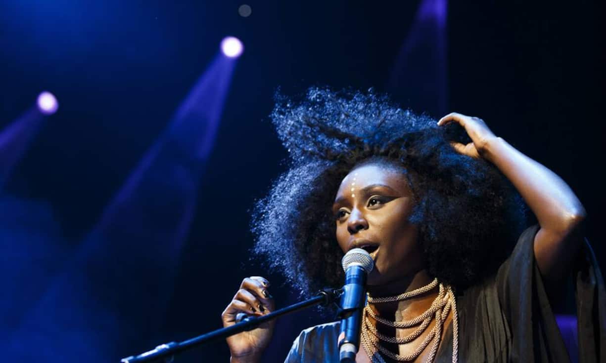 Die englische Soulpopsängerin Laura Mvula versetzte mit ihrer bemerkenswerten Präsenz auf der Bühne das Stravinski in Begeisterung.