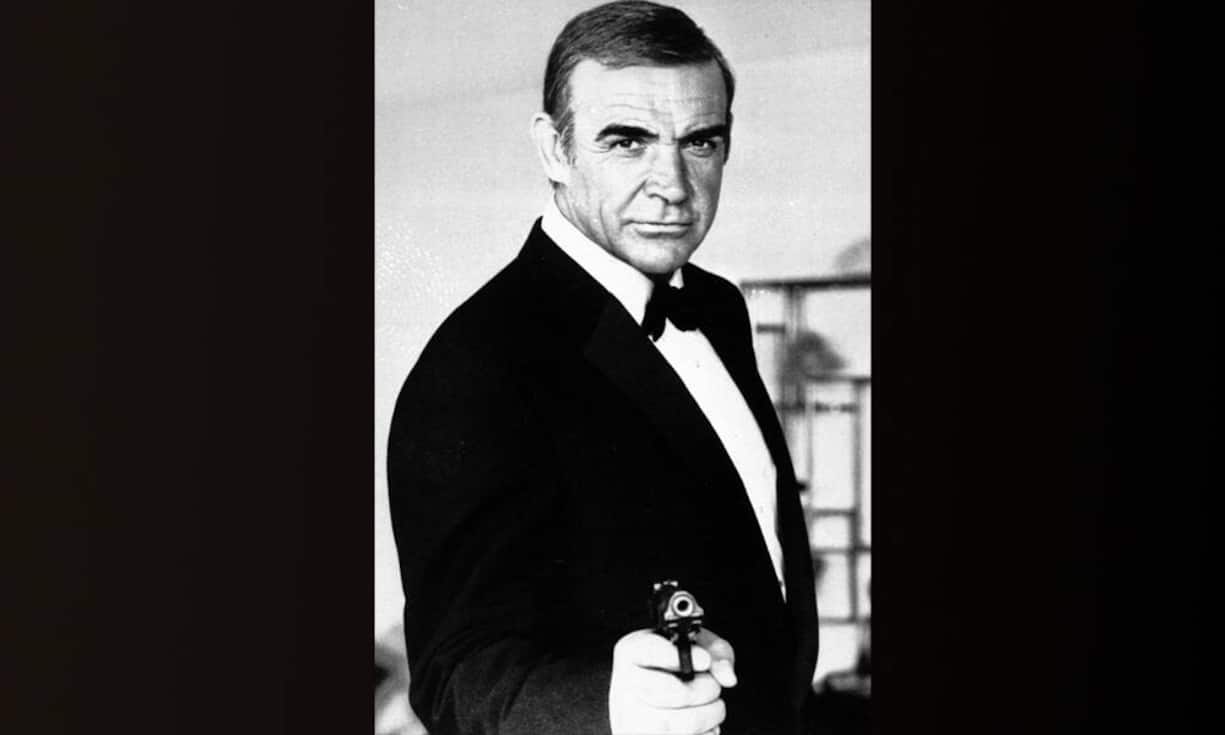 Sean Connery war für viele der beste James Bond aller Zeiten. Nachdem er in den 1960er Jahren zunächst in der Rolle des Geheimagenten sehr populär geworden war, etablierte sich Connery ab den 1970er Jahren als Charakterdarsteller. Heute wird der Schotte 85. Ein Rückblick auf seine Filme: