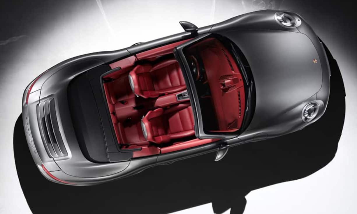 Heute stehen die drei magischen Zahlen 911 für Luxus und Leistung in einem. Hier zu sehen: Ein jüngeres Modell: Der Carrera aus dem Jahre 2011.