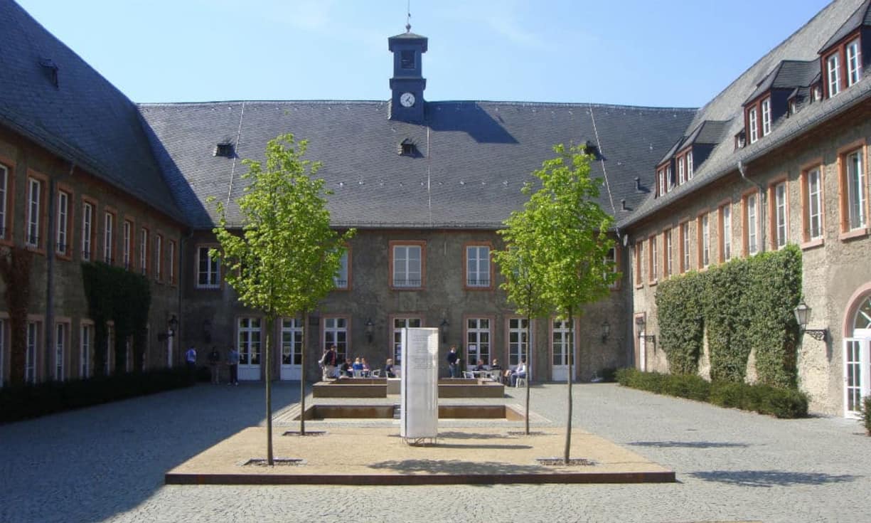 Platz 10EBS Business School (Deutschland): 73'576 Euro