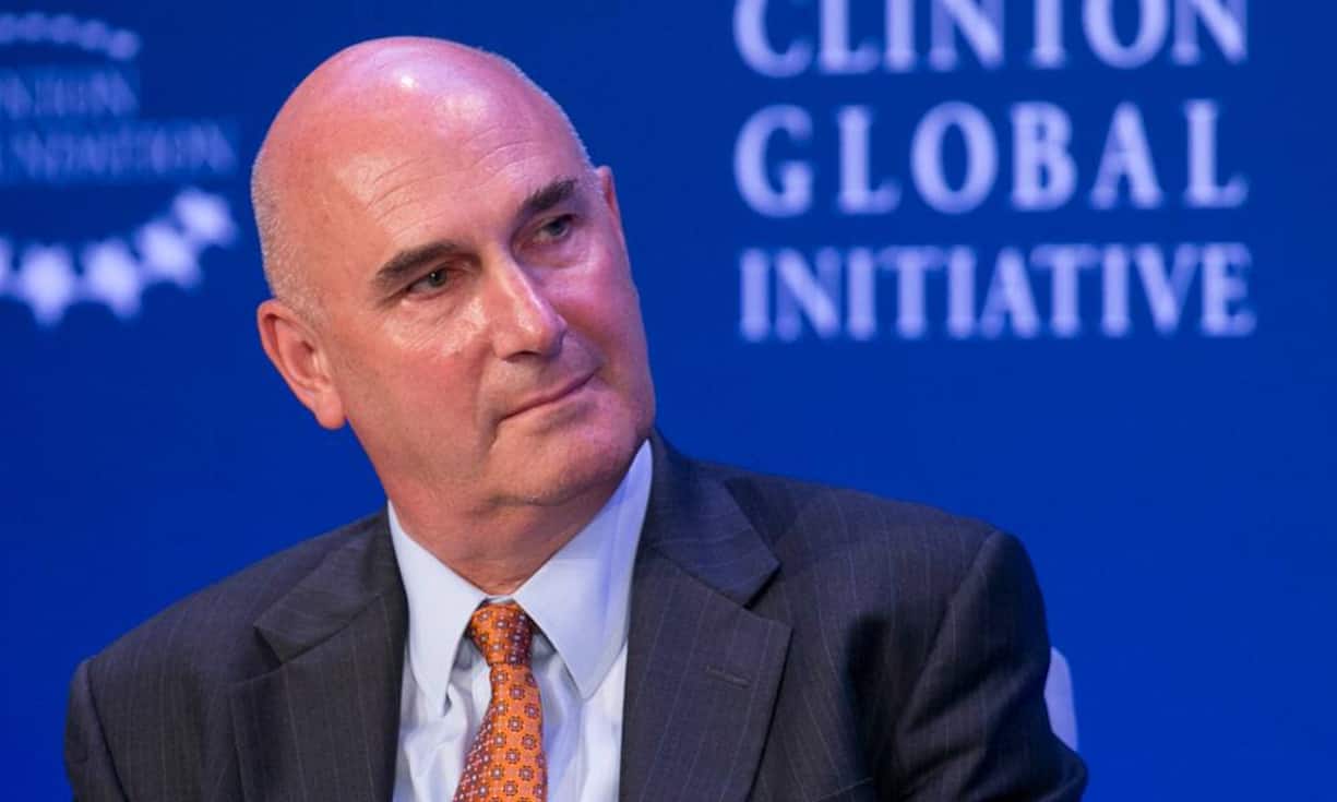 ... war die Rede von «abgrundtiefem Hass» der Syngenta-Seite gegenüber Monsanto. Im Fokus der Antipathie war dabei auch Monsanto-Chef Hugh Grant (Bild). Er gilt als machtbewusst und hält als CEO und VR-Präsident alle Fäden in den Händen.