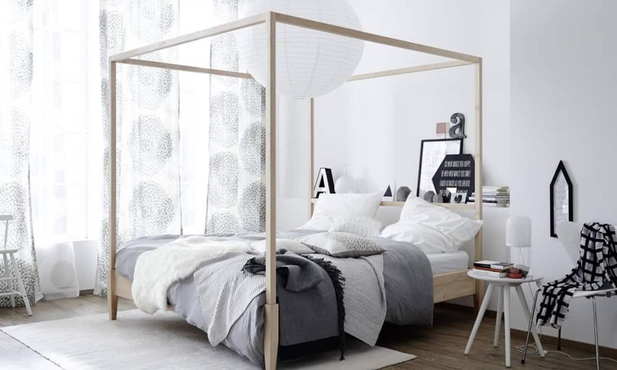 Dabei geht es darum einen künstlichen Kosmos zu schaffen, in dem die Leidenschaft dominiert.