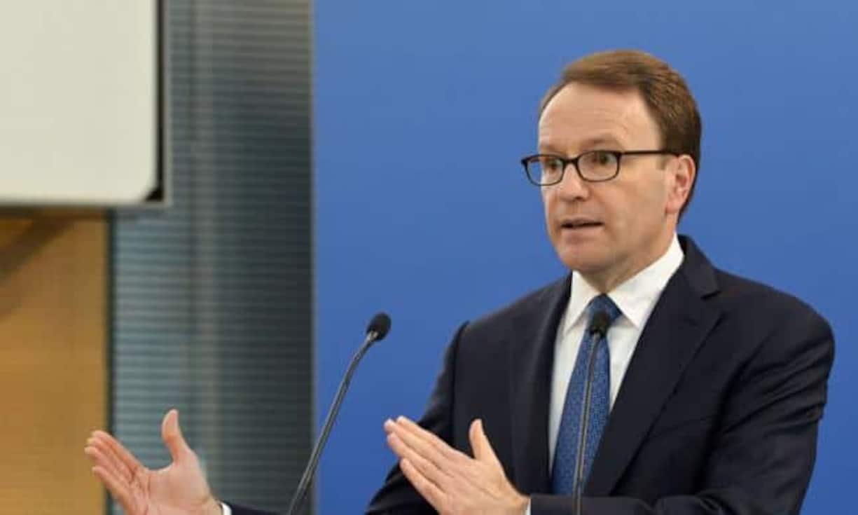 Auf diese CEOs setzen die 20 SMI-Konzerne:Ulf Mark Schneider: Der deutsch-amerikanische Doppelbürger übernimmt ab Januar 2017 das Ruder bei Nestlé. Die Stelle wird damit extern besetzt: Schneider war zuvor CEO des deutschen Gesundheitkonzerns Fresenius. Keystone