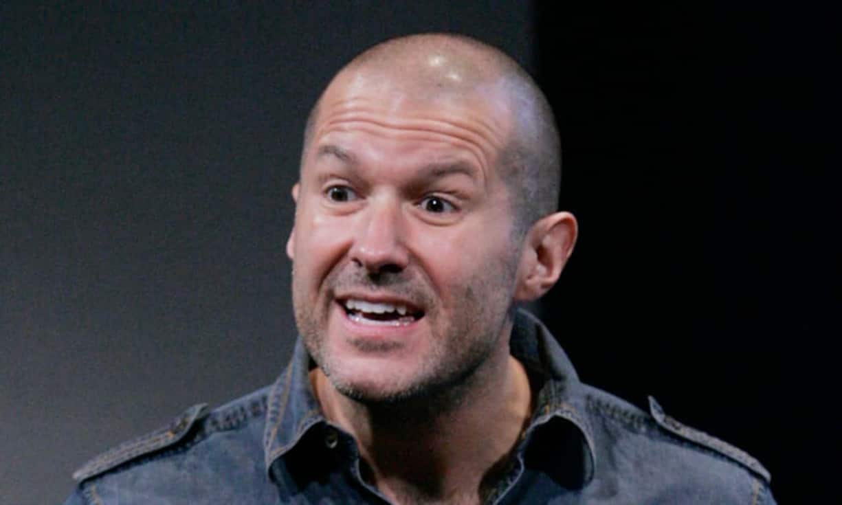 … hat der 46-jährige Brite Ive, der seit 1992 bei Apple arbeitet, dem Apparat einen ganz besonderen «Touch» verliehen. (Bilder: ZVG/Keystone)