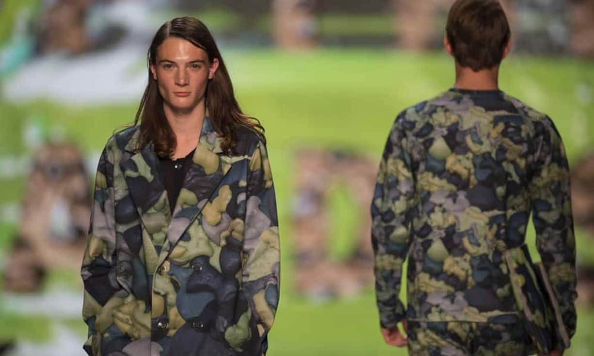 Auch bunte Schaumstoffe mit Fotoprint war in der Kollektion des jungen Schweizers zu sehen.