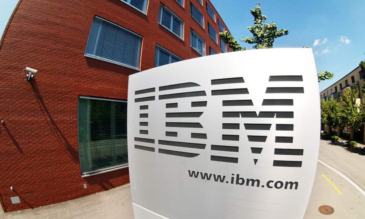 ...auf Platz 2 IBM. Auf dem nächsten Bild, die IT-Unternehmen, die es in die Top 20 geschafft haben und...