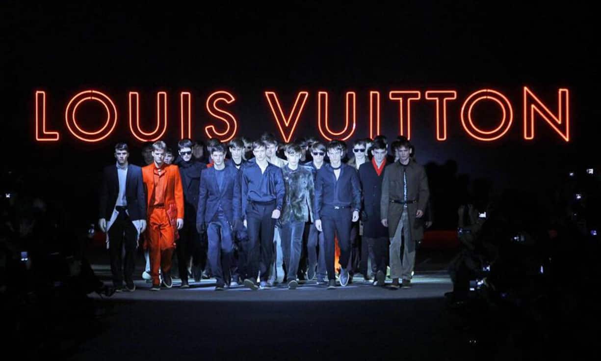 Rang 1: Moët Hennessy Louis Vuitton ist mit grossem Abstand weltweiter Branchenführer in der Luxusgüterindustrie. Louis Vuitton, Fendi, Loewe, Marc Jacobs und weitere Marken des Konzerns setzten rund 21 Milliarden Dollar um.