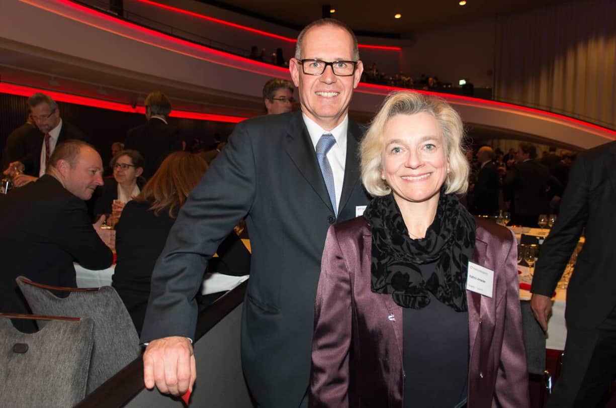 Stefan Nünlist, Head Corporate Communications UBS Switzerland; Kathrin Amacker, Kommunikation Swisscom
