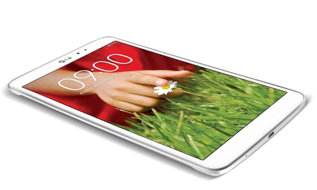Leichtgewicht: LG bringt mit dem G Pad 8.3 das erste Full-HD-Display in der Acht-Zoll-Tablet-Klasse. Mit 1920 × 1200 Bildpunkten bietet es sogar noch eine höhere Auflösung. Das in Schwarz oder Weiss erhältliche Gerät wiegt gerade mal 338 Gramm und lässt sich mit Smartphones verbinden. 299 Franken.