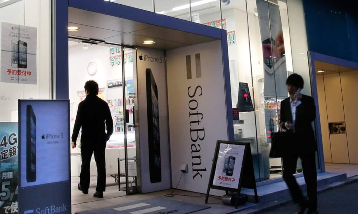 SoftbankDas Kursziel des japanischen Telekomkonzerns Softbank liegt bei 8600 Yen. Das errechnete Kurspotenzial beträgt damit 35 Prozent.