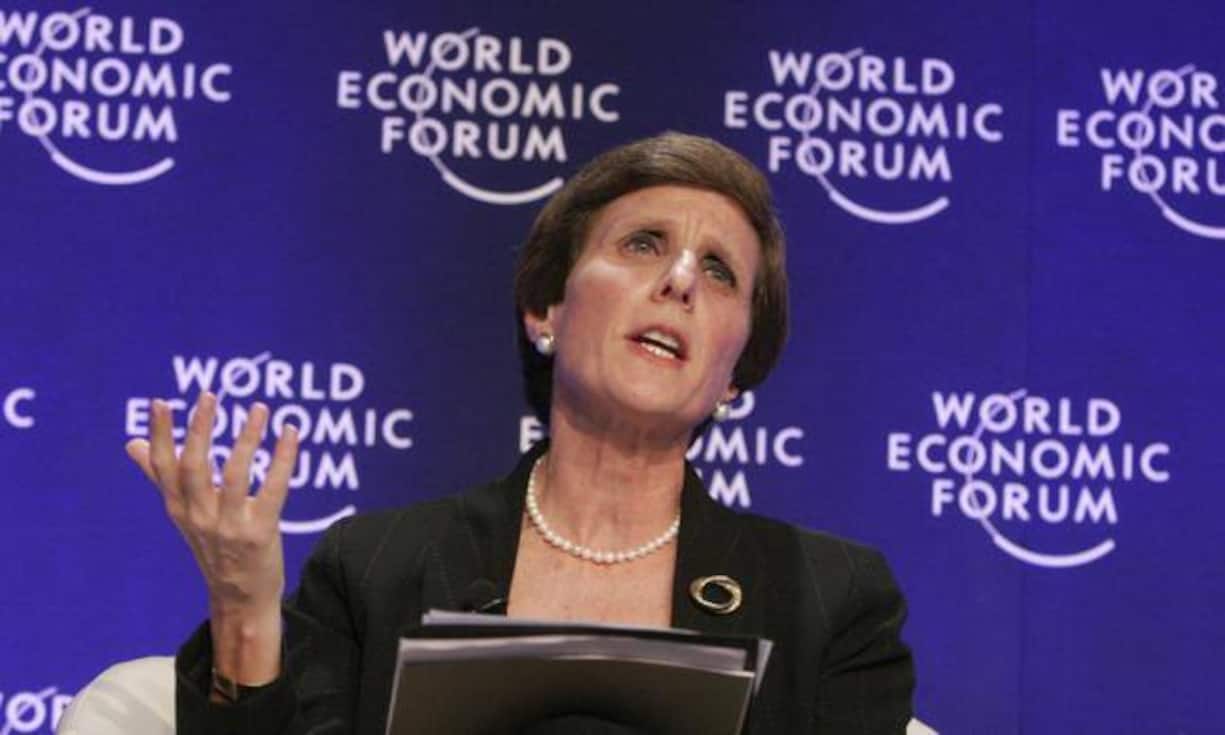 Am World Economic Forum in Davos geben sich vom 21. bis 24. Januar die Grössen aus Wirtschaft und Politik die Klinke in die Hand.
Eine von ihnen ist Irene Rosenfeld. Sie ist seit 2006 Vorstandsvorsitzende vom Lebensmittelkonzern Mondelez International. Gemäss «Forbes Magazin» zählt sie zu den 20 stärksten Frauen der Welt.
Keystone