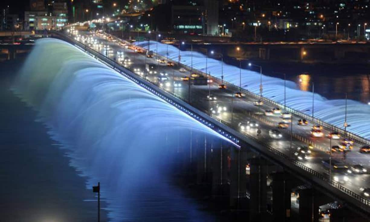 Südkorea: Das asiatische Land verfügt über eine ausgezeichnete Infrastruktur und auch die Unterstützung von offizieller Seite ist auf dem Weg der Besserung. Wichtig ausserdem: Die Firmen im Land können auf qualifiziertes Personal zurückgreifen. Damit hat Südkorea beste Voraussetzungen, um im Fintech-Bereich noch mehr an Enfluss zu gewinnen.