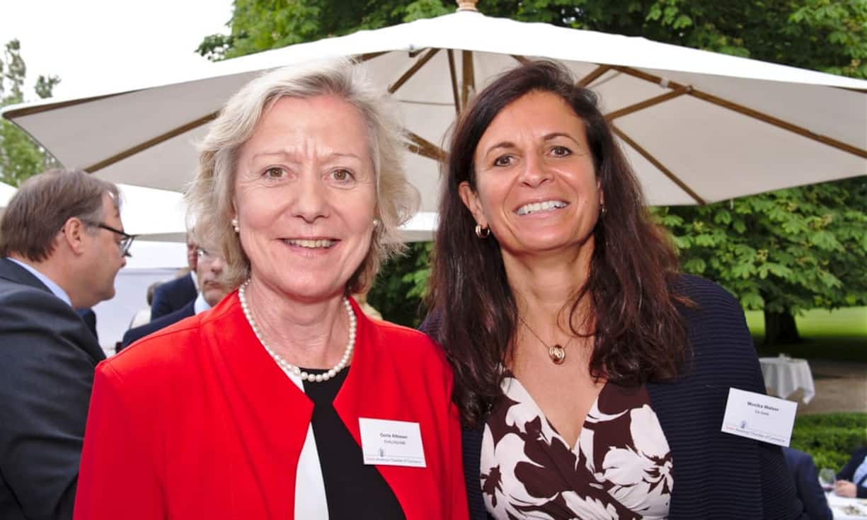 Doris Albisser, Executive Chairman, Evaluglobe AG;
Monika Walser, CEO, De Sede AG