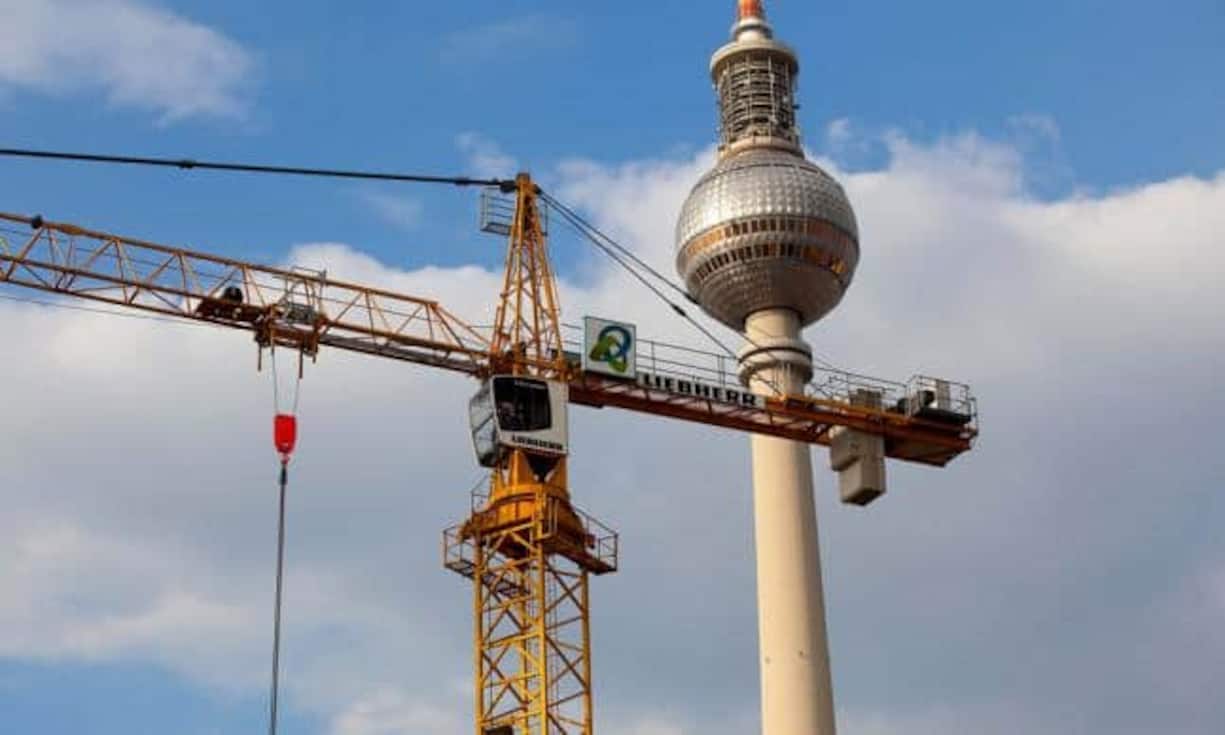 Deutschland: Der Dax verlor in den vergangenen Wochen auch wegen negativer Konjunkturmeldungen die Gewinne des ganzen Jahres. Er steht bei minus 11 Prozent.