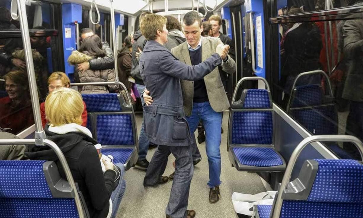 Lausanne - Schweiz
Zum Vergleich: Die Métro in Lausanne bewegt sich preislich im mittleren Bereich. Mit einer Länge von nur 5,9 Kilometern kann sie sich aber nicht mit den grossen U-Bahnen der Welt messen. 27.20 Dollar wöchentliche Kosten.
Keystone