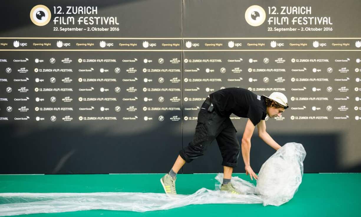 Der grüne Teppich für das 12. Zurich Film Festival liegt bereit.