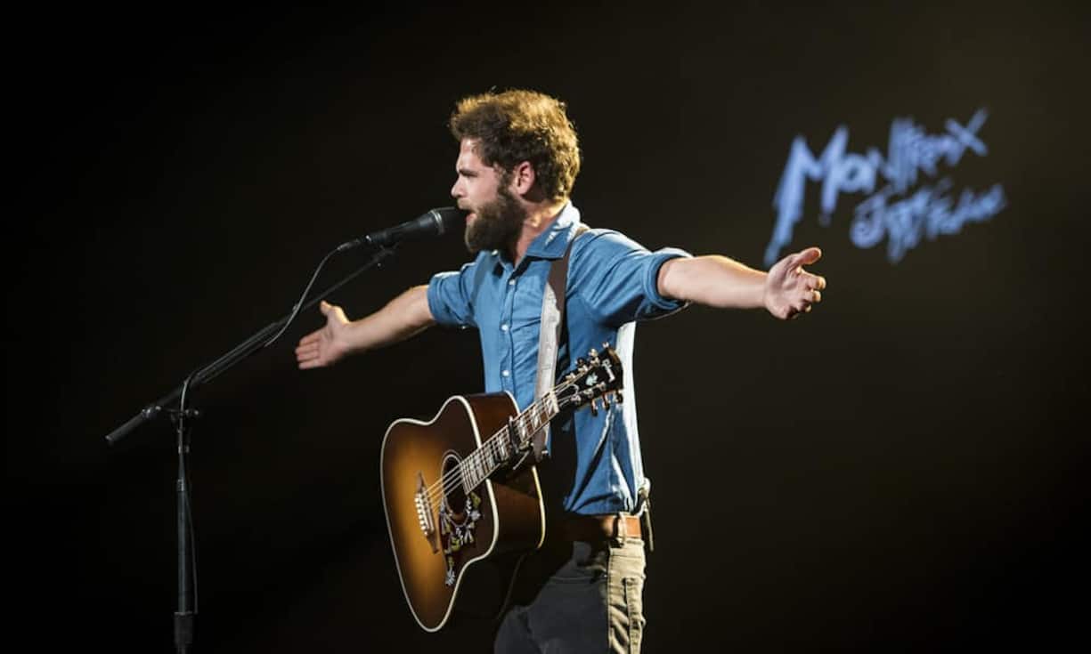 Der britische Singer-Songwriter Mike Rosenberg aka Passenger animierte das Publikum zum Mitmachen.