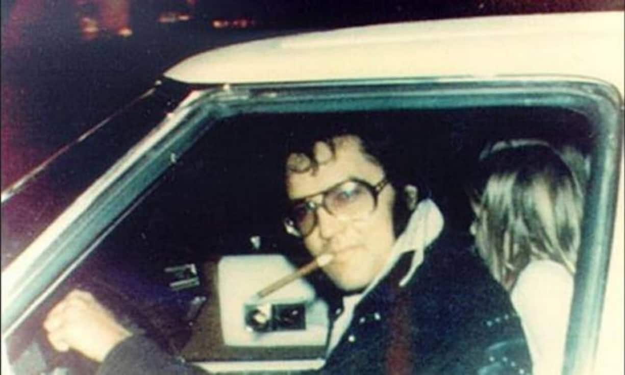 An seinem runden Geburtstag werden daher Tausende Elvis-Fans aus der ganzen Welt bei seinem ehemaligen Anwesen Graceland in der US-Stadt Memphis erwartet. Ein 80. Geburtstag soll auch richtig gefeiert werden.