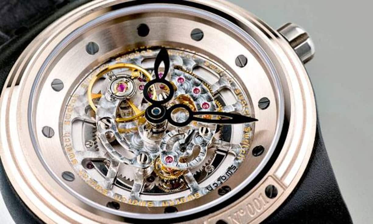 2006: Swatch Diaphane One Gold mit Tourbillon-Werk und einem Ladenpreis von 7700 Franken.