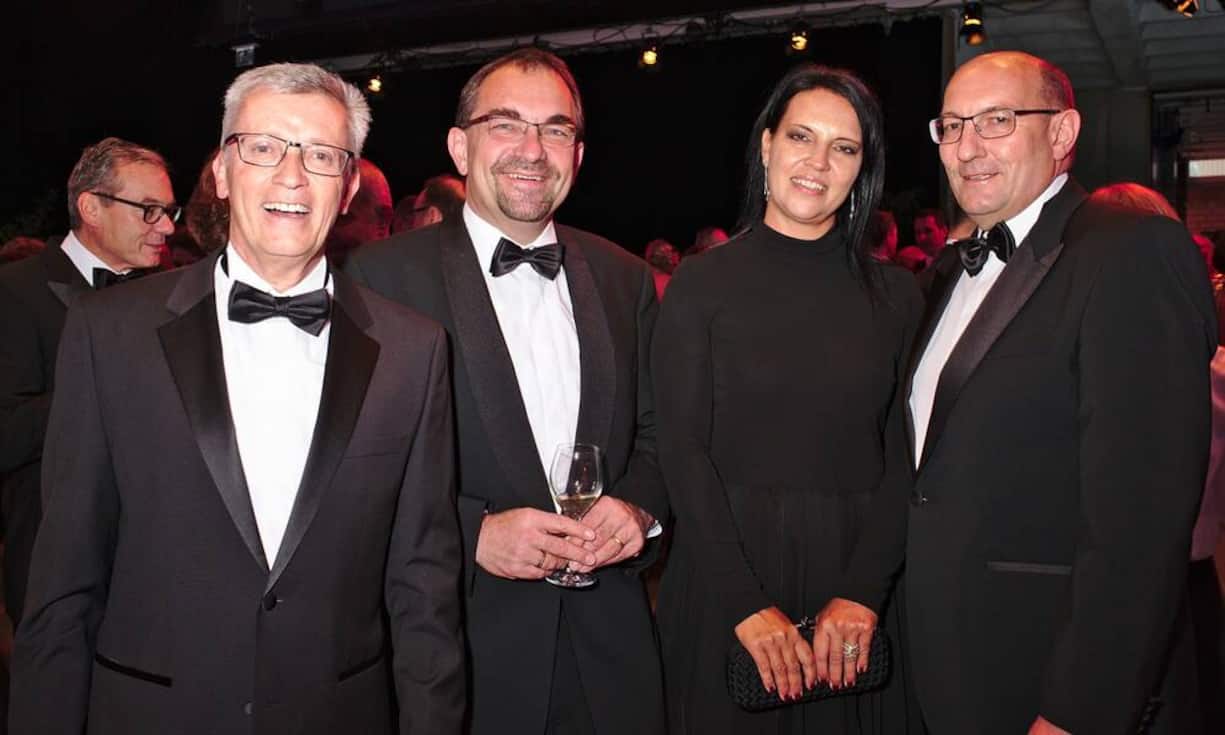Ivo Furrer, CEO Schweiz Swiss Life;
Kurt Schär, Inhaber, Herzroute AG;
Rebecca Zuber, COO HRS Real Estate AG;
Martin Kull, CEO, HRS Real Estate AG