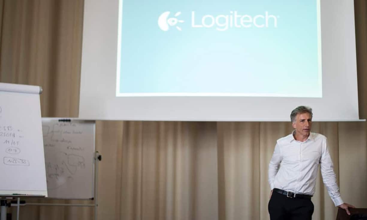 Bracken Darrell:Bei Logitech hat CEO Darrell die Altlasten weitgehend abgebaut. Auch sonst kommt der Turnaround voran. Darrell nimmt sich Apple zum Vorbild und stellt statt der Technologie den Lifestyle-Aspekt ins Zentrum. Die einst dröge Zubehörfirma hat in seiner Amtszeit mehr als 50 Designpreise gewonnen.
