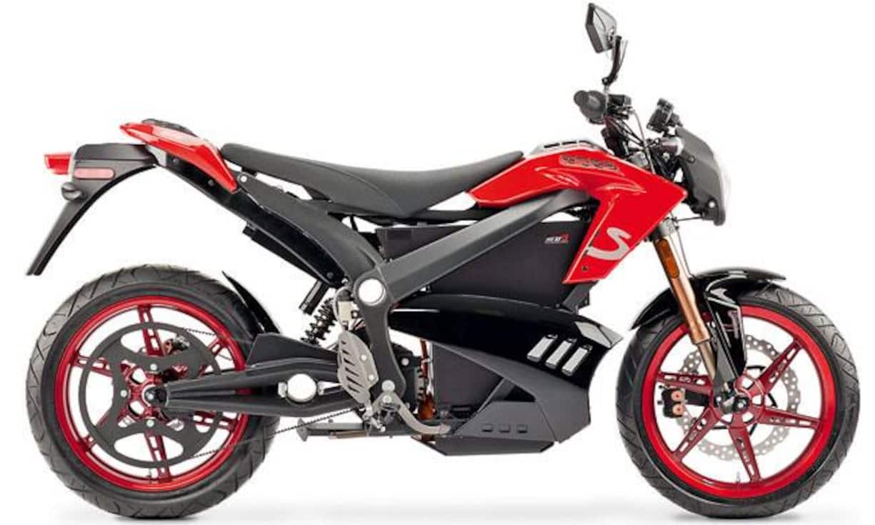 Für den Vogelfreund: Mit Vollgas durch den Frühling und dabei unsere gefiederten Freunde zwitschern hören? Die elektrisch angetriebene Zero S ZF9 macht es möglich. 140 Kilometer Reichweite auf der Landstrasse reichen für eine besinnlich-stille Ausfahrt ins Grüne. 17 590 Franken.