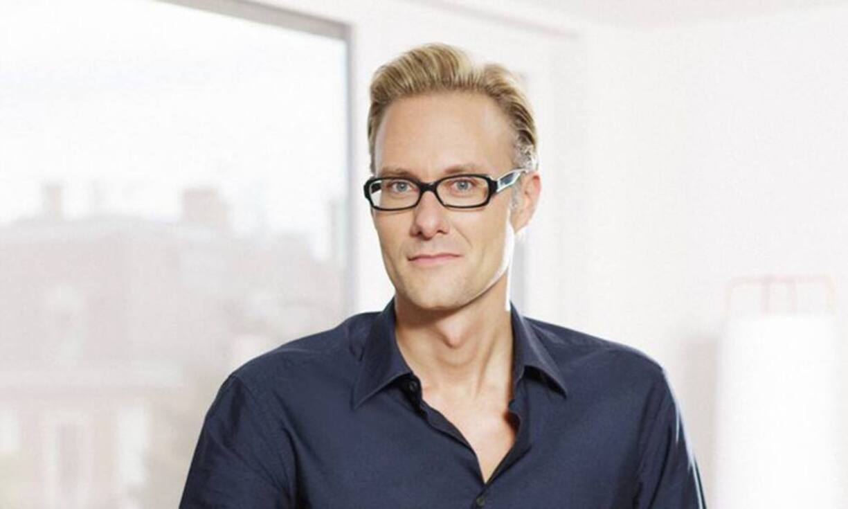 Dominik KaiserCEO 3+Mit den Privatsendern 3+, 4+ und 5+ hat der gelernte Radio- und Fernsehelektriker sich auf dem hart umkämpften TV-Markt eine Nische geschaffen: Neben eigens produzierten Sendungen wie «Bauer, ledig, sucht …» flimmern täglich Blockbuster und US-Crime-Serien über die Mattscheibe.