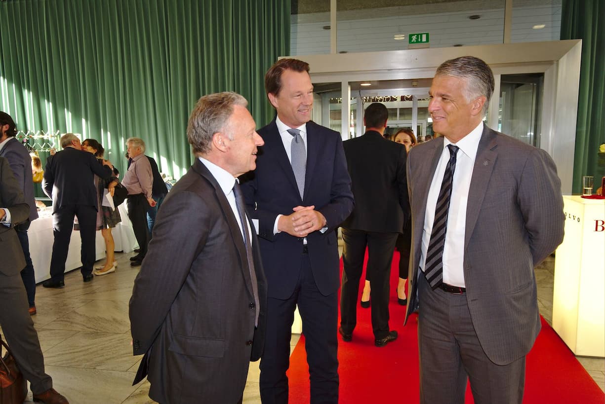 Ralph Büchi, Ringier Axel Springer AG;
Dirk Schütz, Bilanz;
Sergio Ermotti, UBS