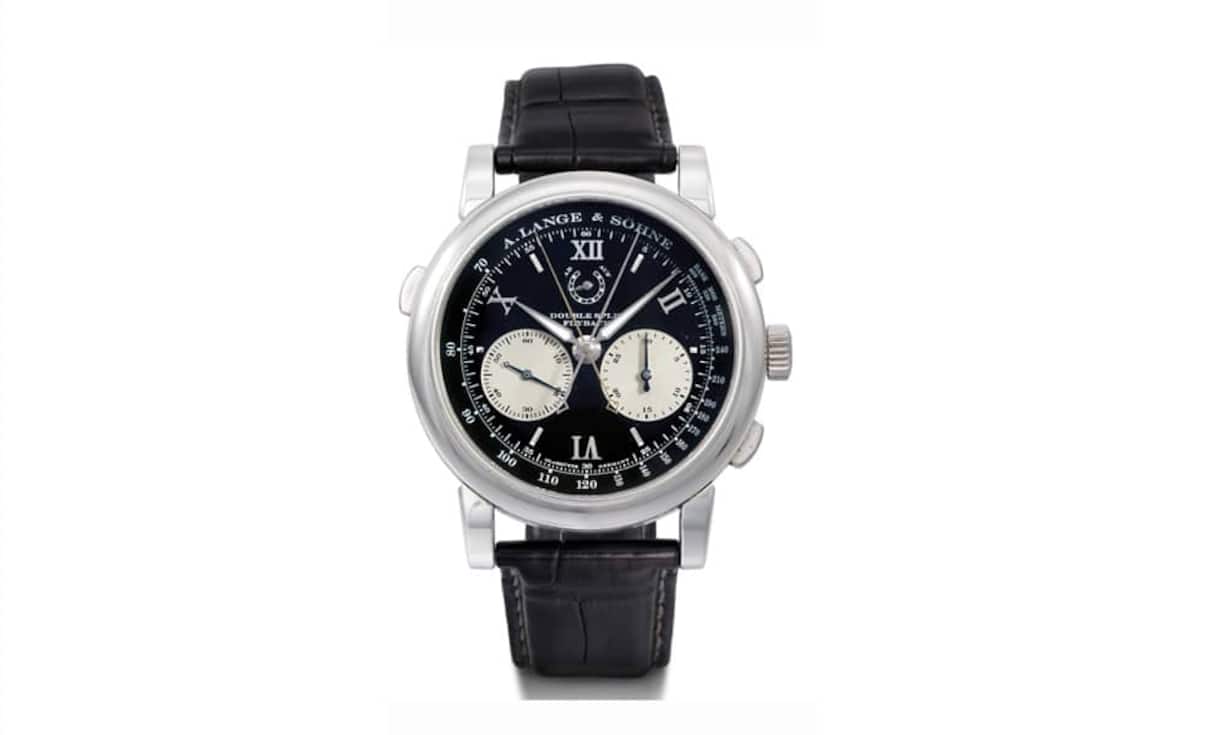 A. Lange & Söhne: Die grosse und seltene Uhr hat ebenfalls zwei Sekundenanzeigen. Sie ist zertifiziert und unterzeichned von A. Lange & Söhne. Hergestellt wurde sie 2006 und ist somit eine der jüngsten Uhren an der Auktion. Ersteigert wird sie zum Preis von 120'00 bis 180'000 Franken.